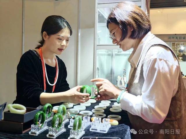 内外……南阳第二十届玉雕文化节狂圈粉不朽情缘平台玉饰连接APP创意联通国(图3) 内外……南阳第二十届玉雕文化节狂圈粉不朽情缘平台玉饰连接APP创意联通国(图3)